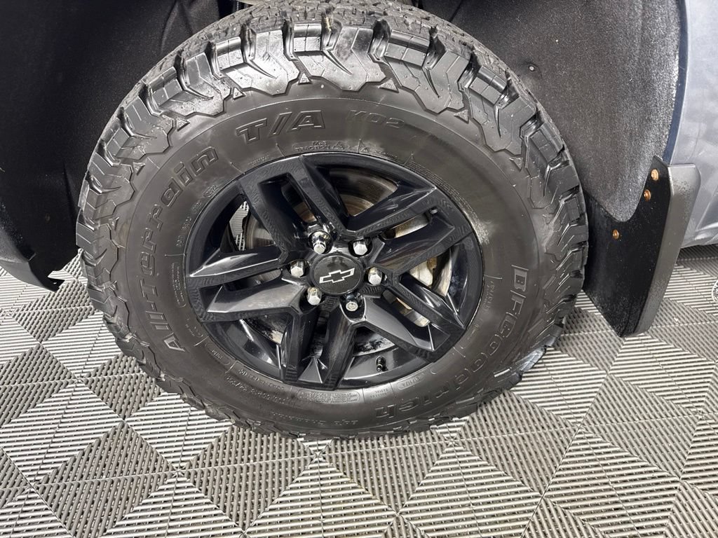 Used 2019 Chevrolet Silverado 1500 Custom Trail Boss w/ Custom Convenience Package AWD/4WD image 10