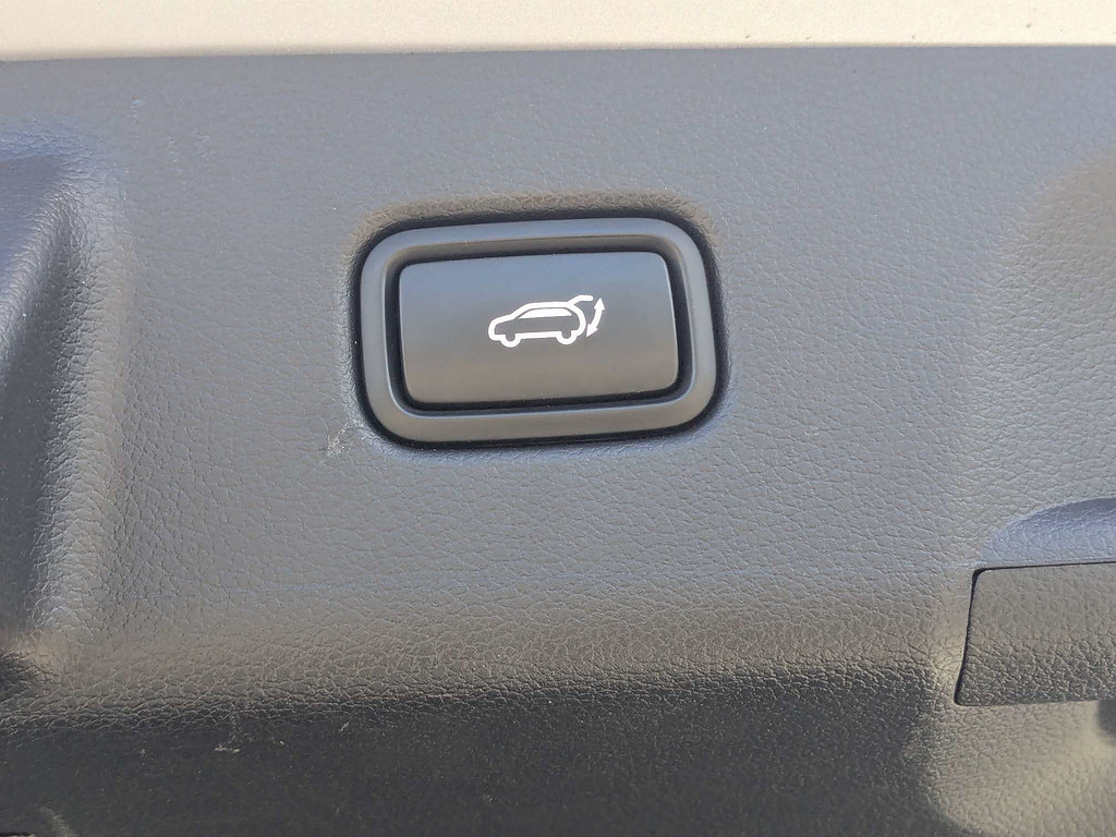 Used 2024 Hyundai Palisade SEL FWD image 13
