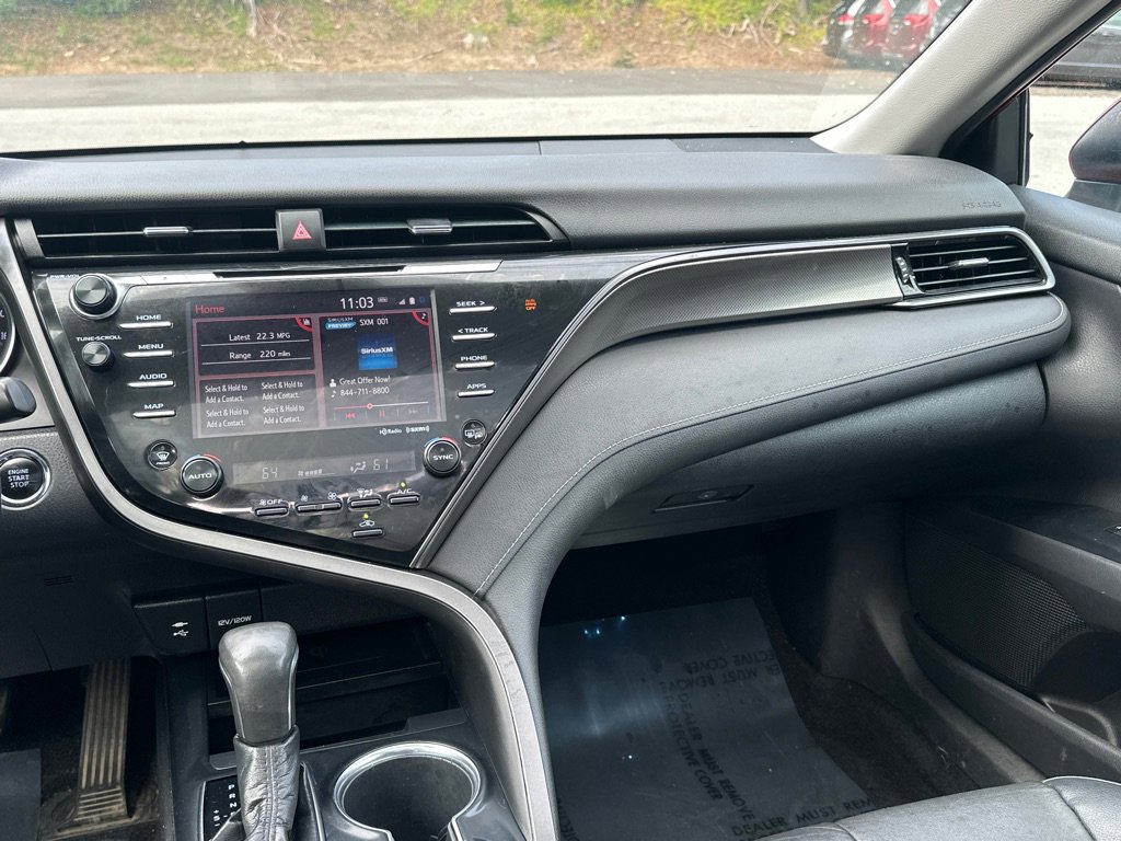 Used 2019 Toyota Camry XSE image 32