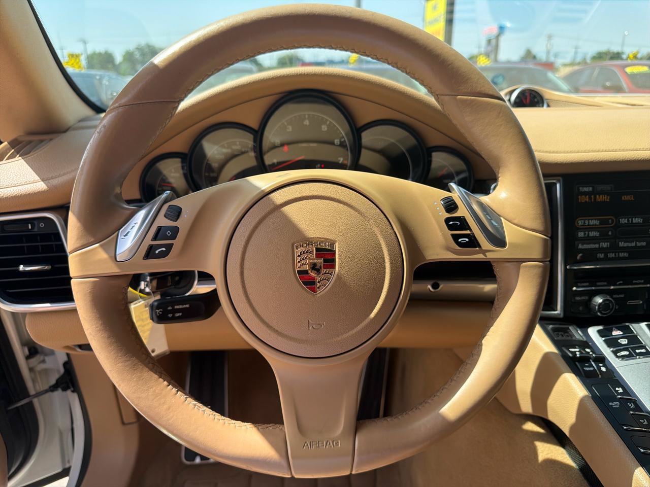 Used 2015 Porsche Panamera 4 AWD/4WD image 9