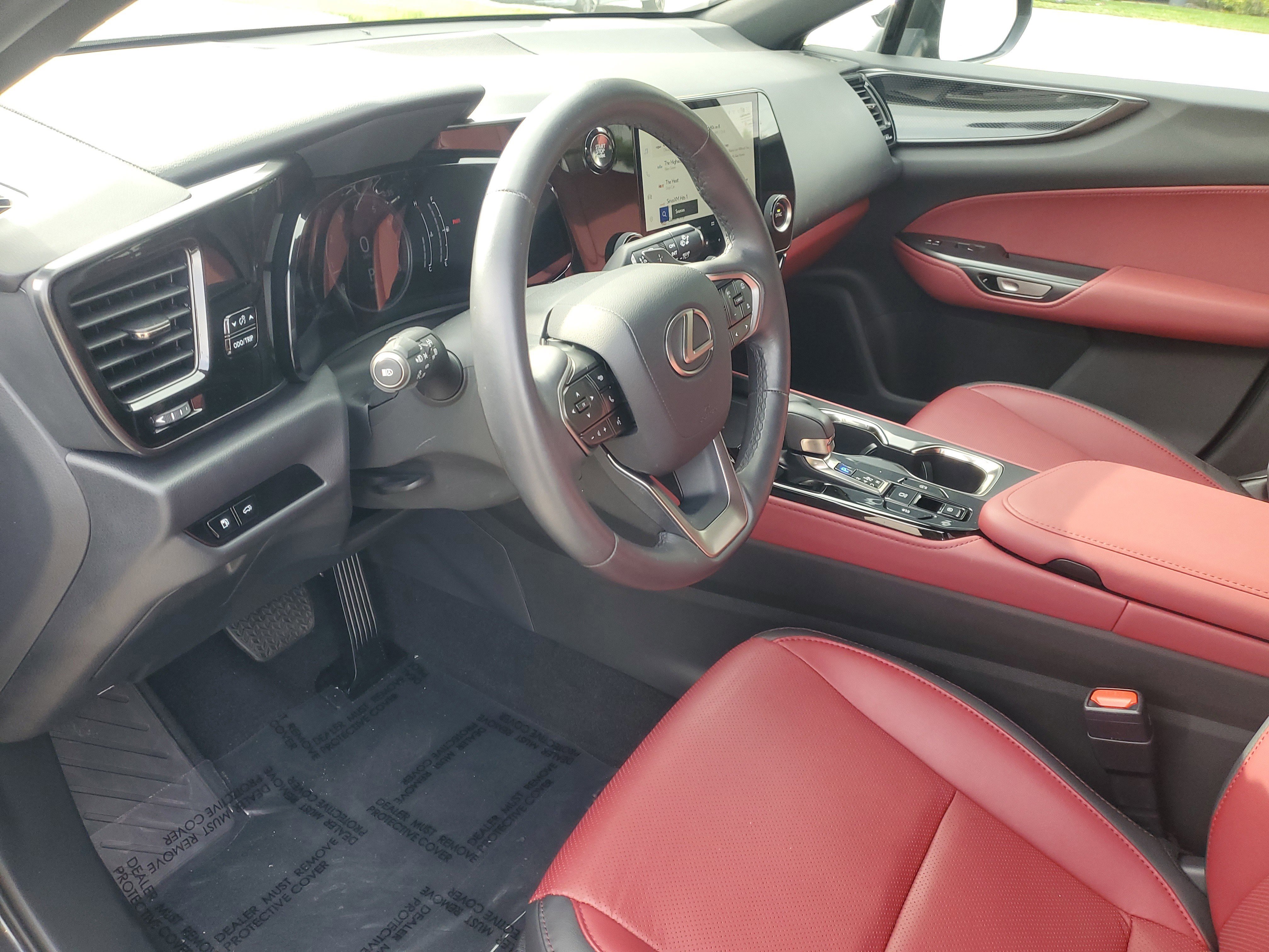 Used 2025 Lexus NX 250 FWD w/ Towing Package (2000 Lbs) image 20