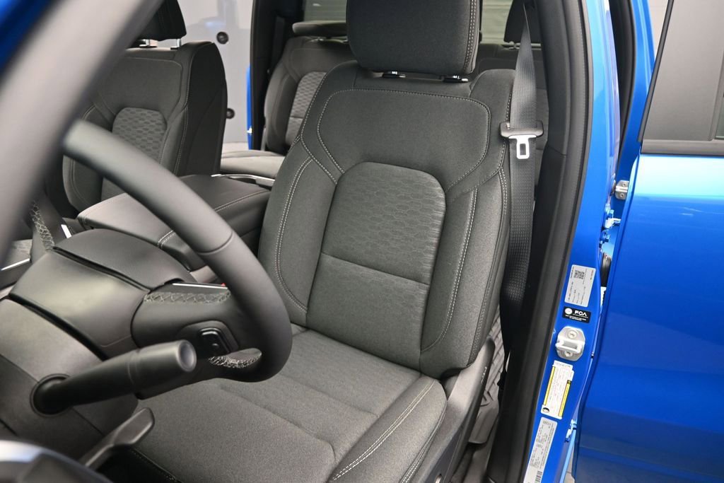 New 2026 RAM 1500 4x4 Crew Cab image 11