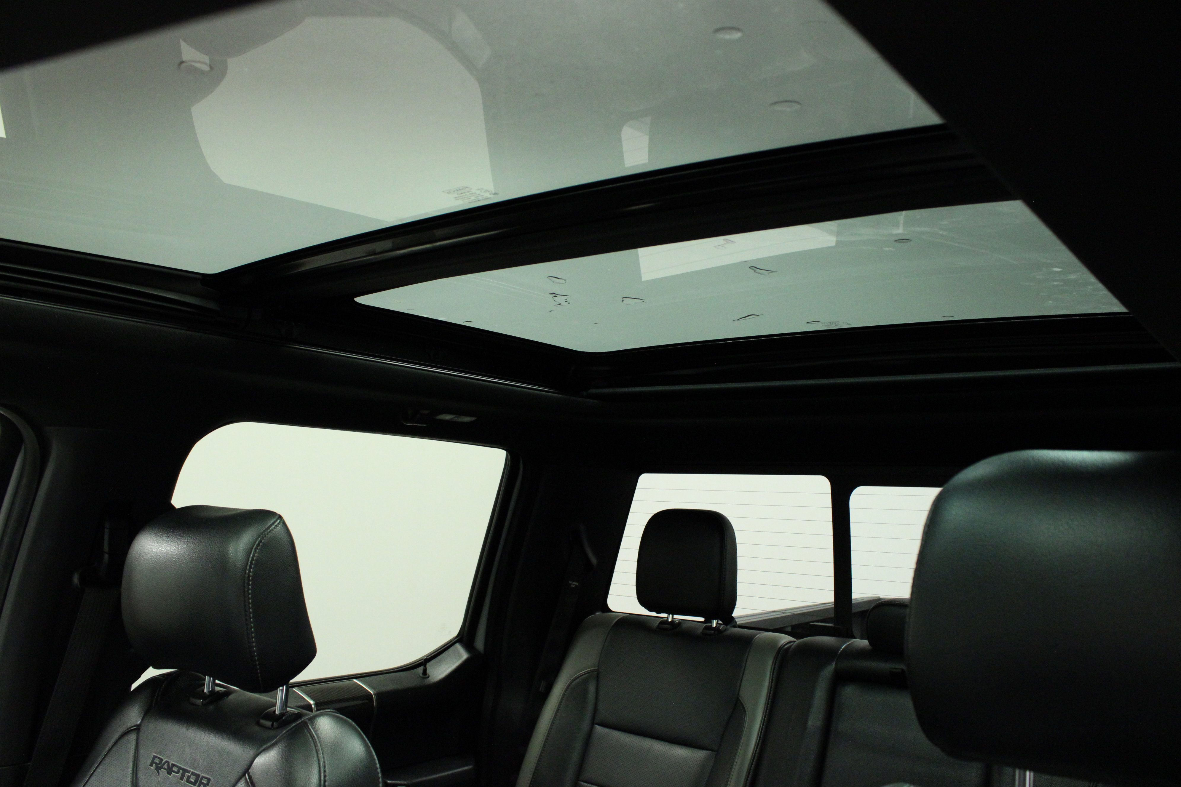 Used 2017 Ford F150 Raptor w/ Equipment Group 802A Luxury image 11