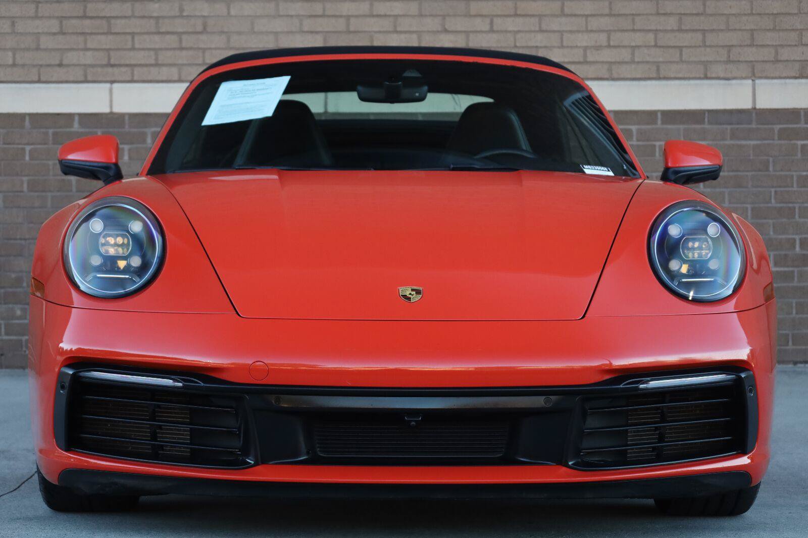 Used 2021 Porsche 911 Carrera w/ Premium Package RWD image 8