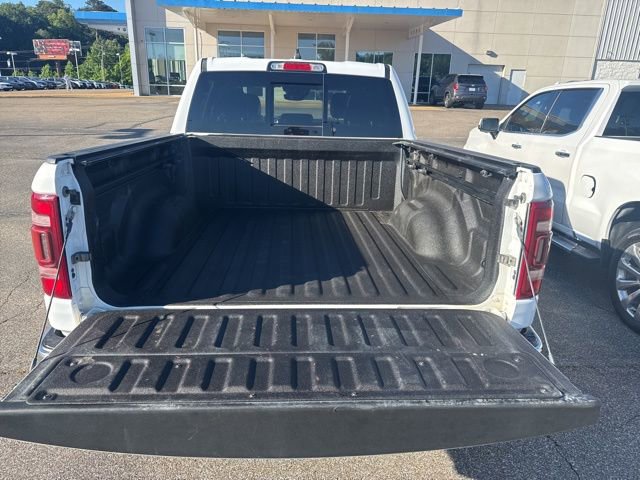Used 2023 RAM 1500 Laramie AWD/4WD image 5