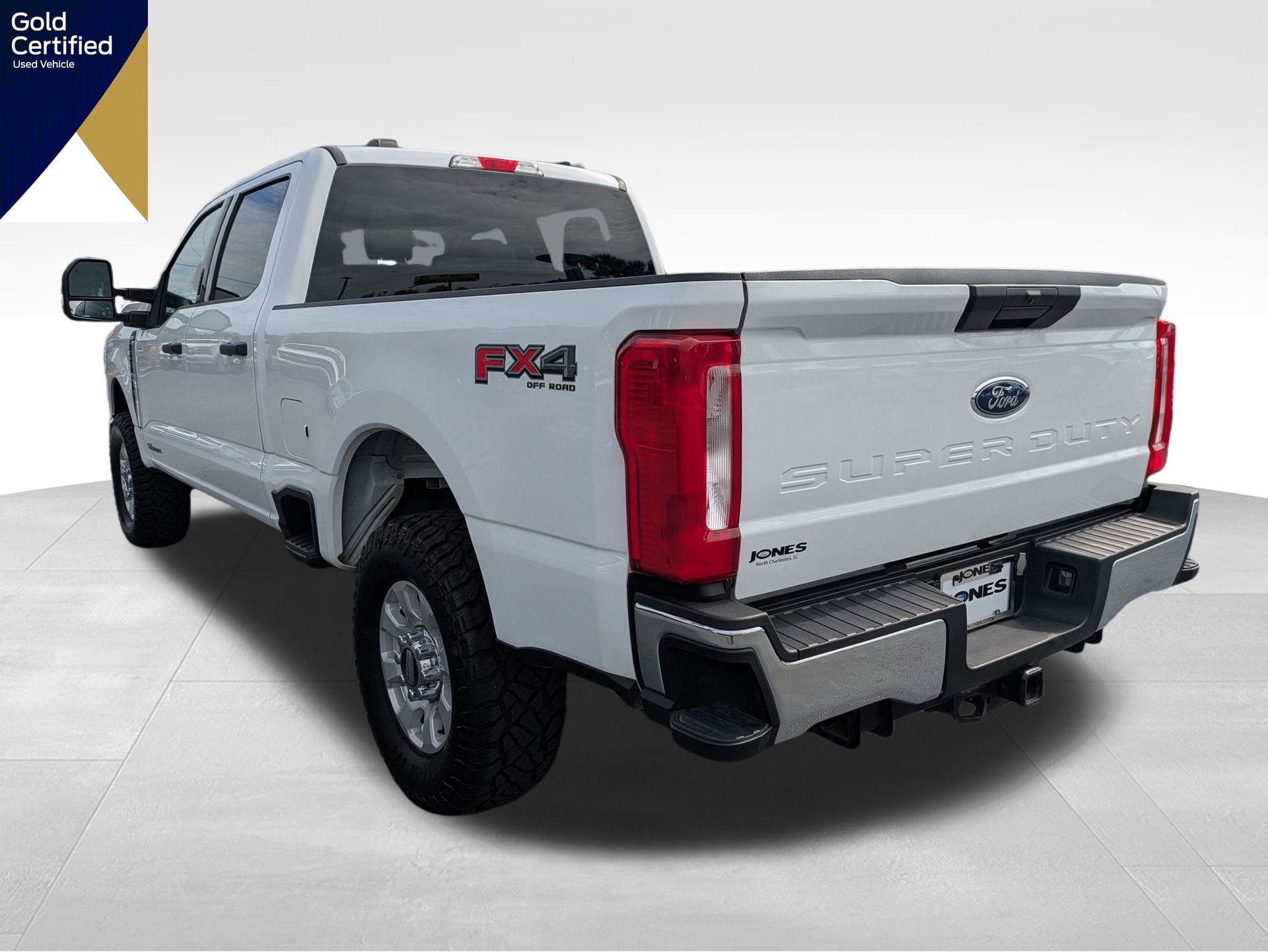 Certified 2024 Ford F250 XLT w/ FX4 Off-Road Package AWD/4WD image 9