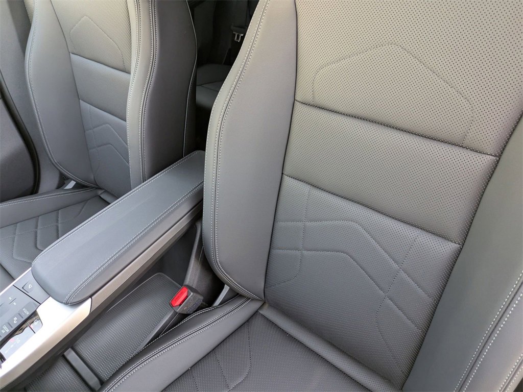 New 2025 BMW X2 xDrive28i w/ Convenience Package image 12