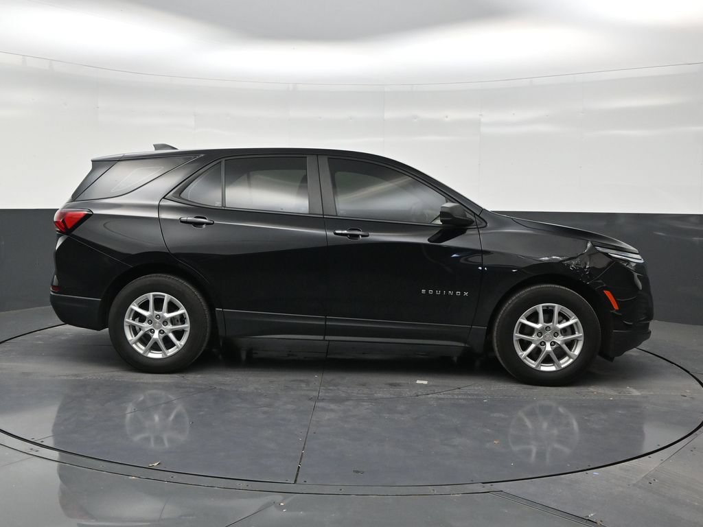 Used 2024 Chevrolet Equinox LS FWD image 6