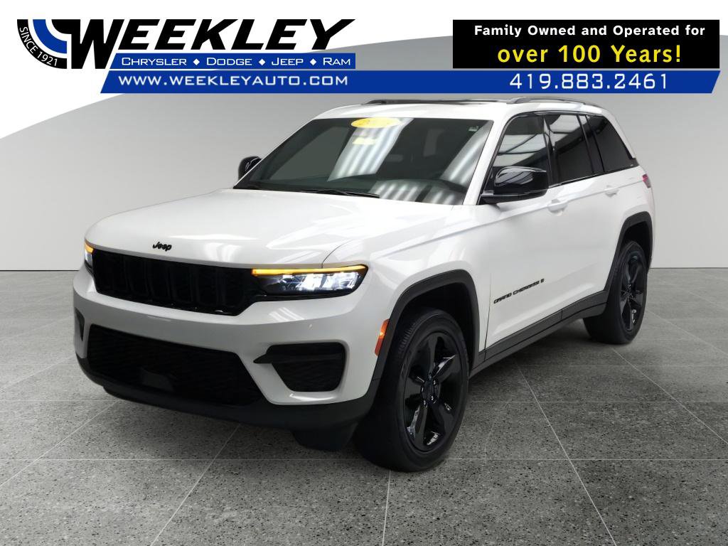 Used 2023 Jeep Grand Cherokee Altitude