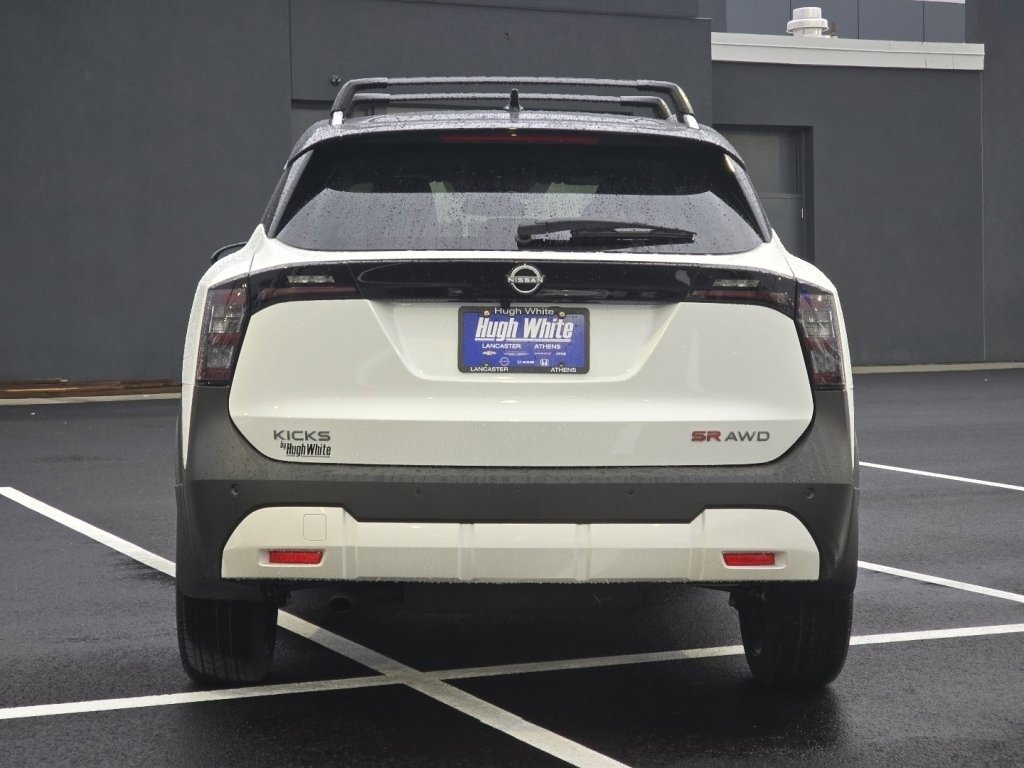 New 2026 Nissan Kicks SR w/ Cold Weather Package image 9
