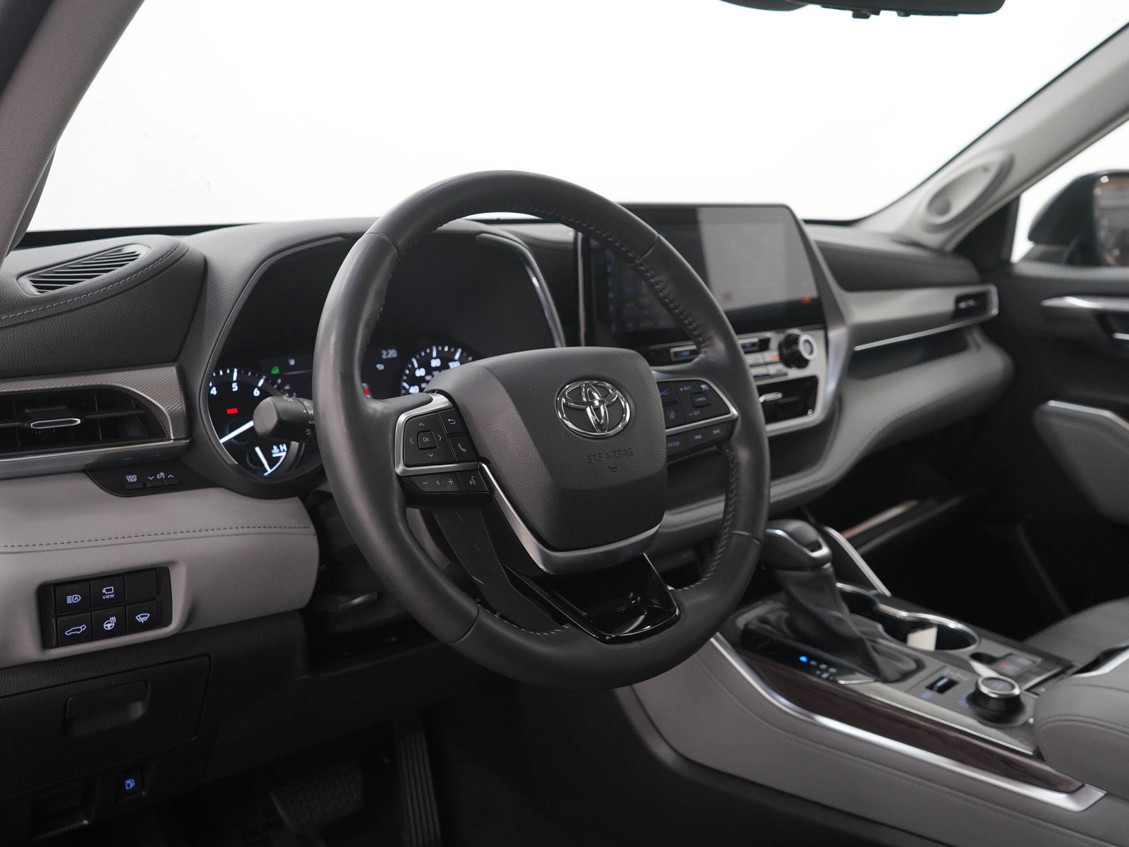 Used 2020 Toyota Highlander Platinum AWD/4WD image 28