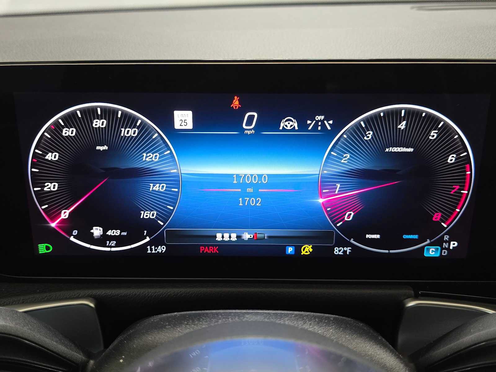 Used 2026 Mercedes-Benz GLB 250 4MATIC image 27