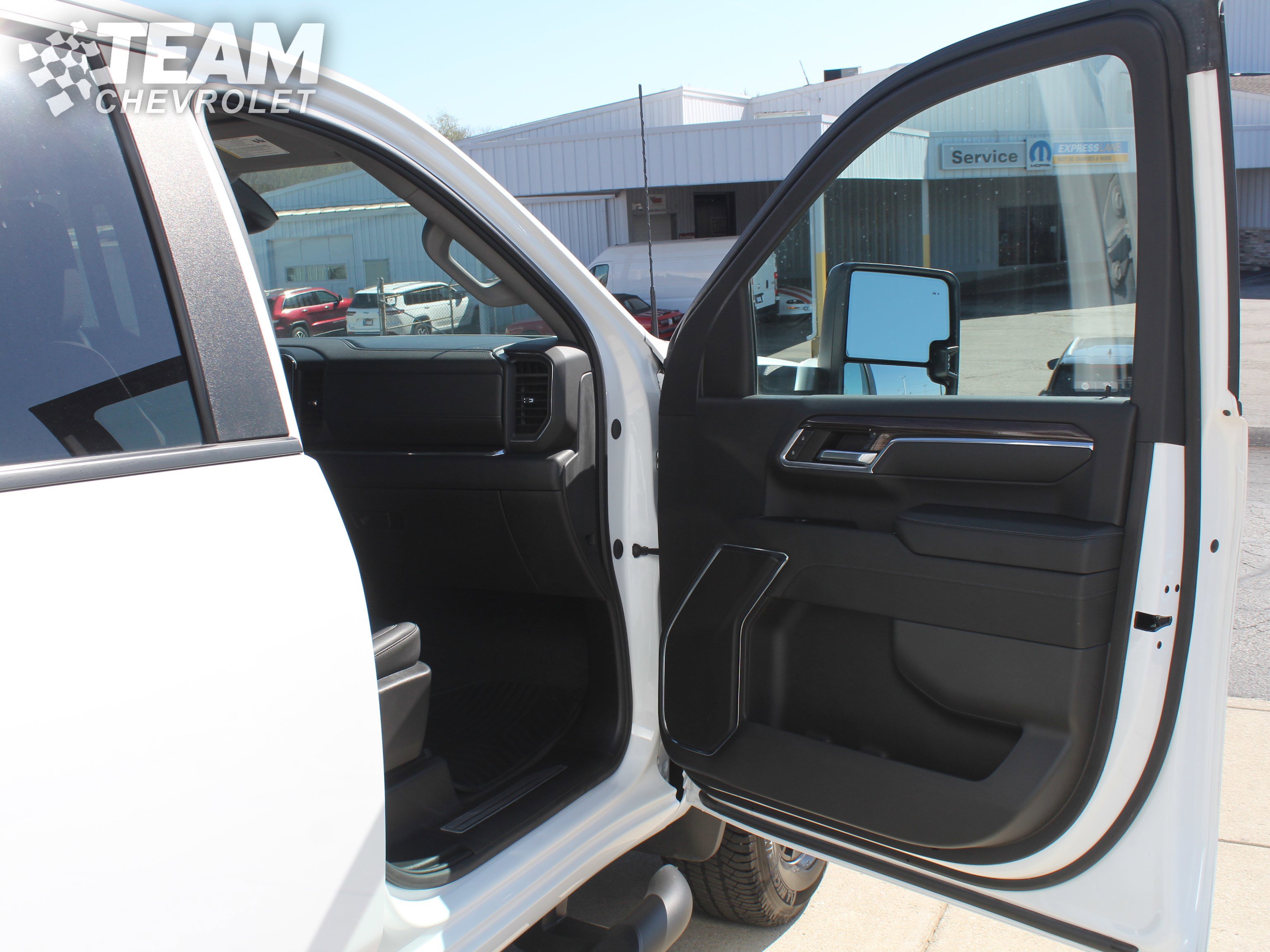 Used 2024 Chevrolet Silverado 2500 LT w/ Z71 Sport Edition AWD/4WD image 25