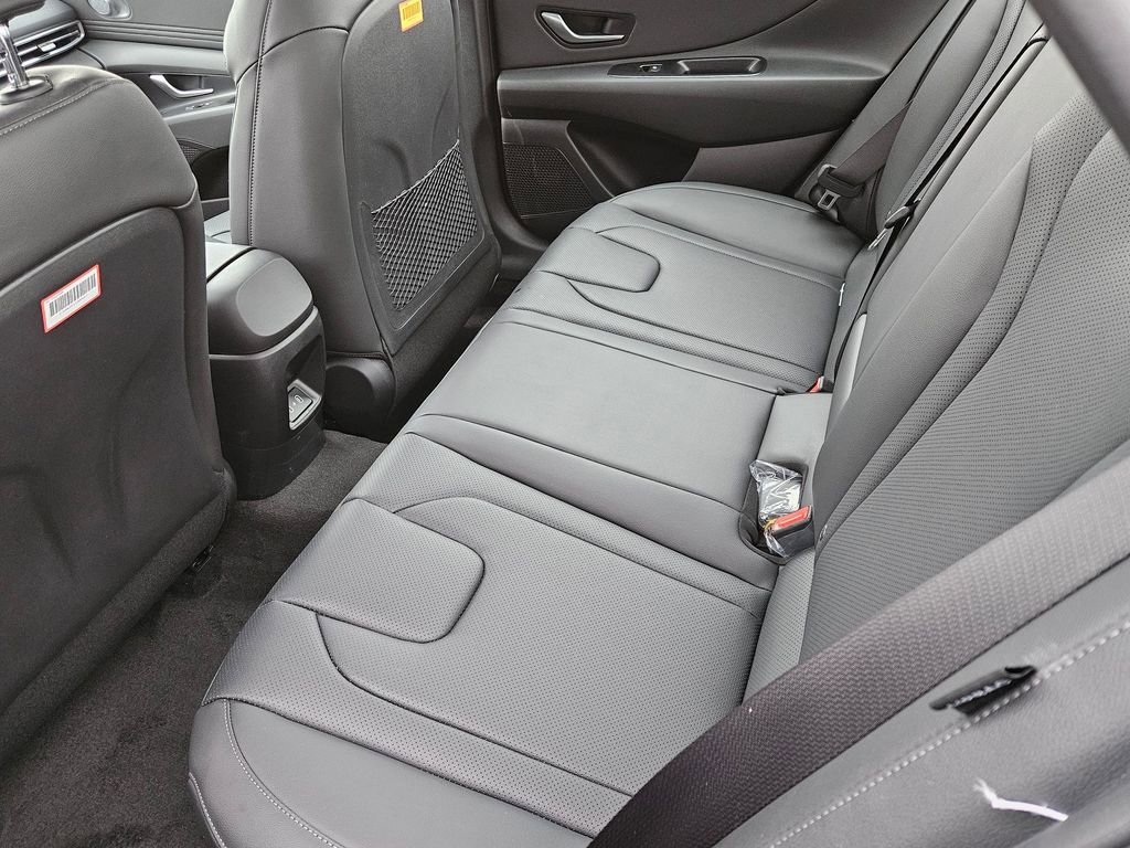 New 2026 Hyundai Elantra Limited FWD image 13