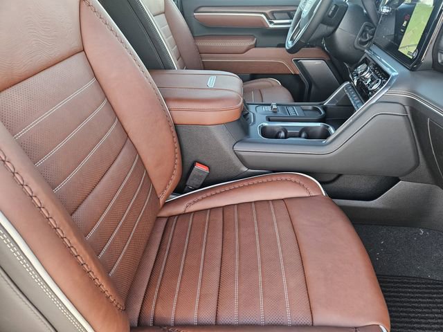 New 2026 GMC Sierra 3500 Denali Ultimate AWD/4WD image 11