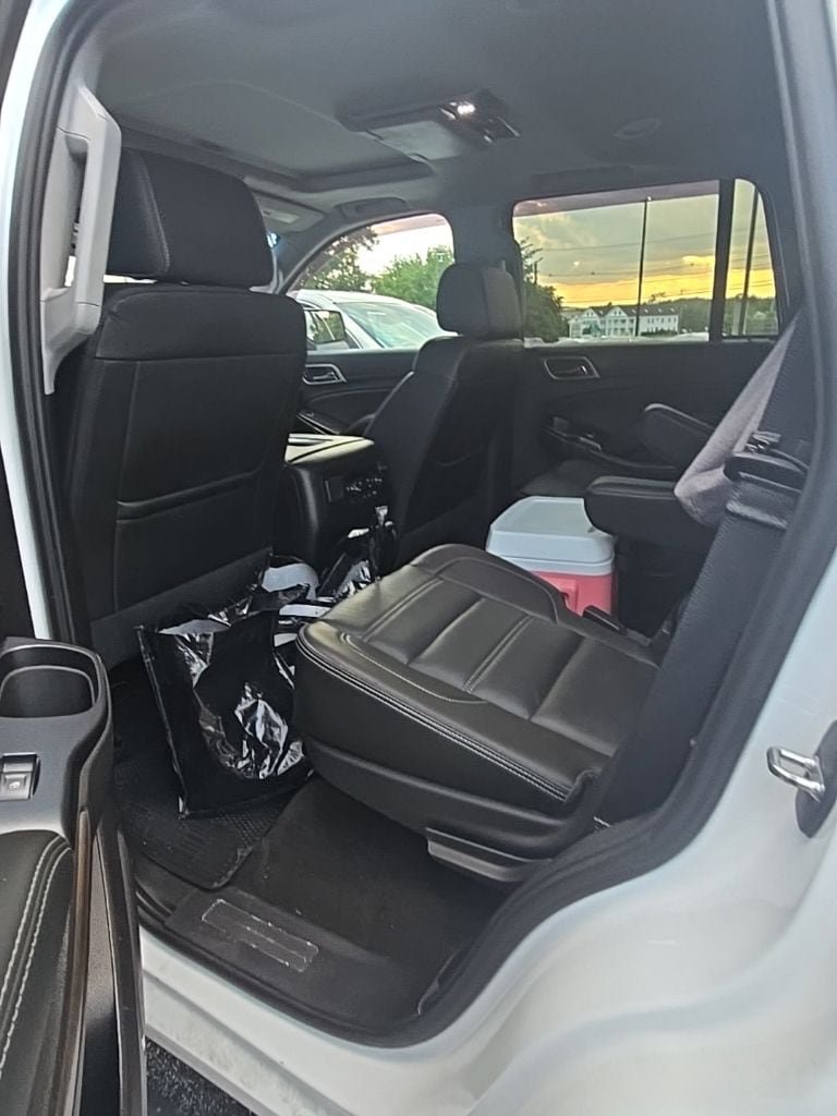 Used 2018 GMC Yukon Denali w/ Denali Ultimate Package AWD/4WD image 4