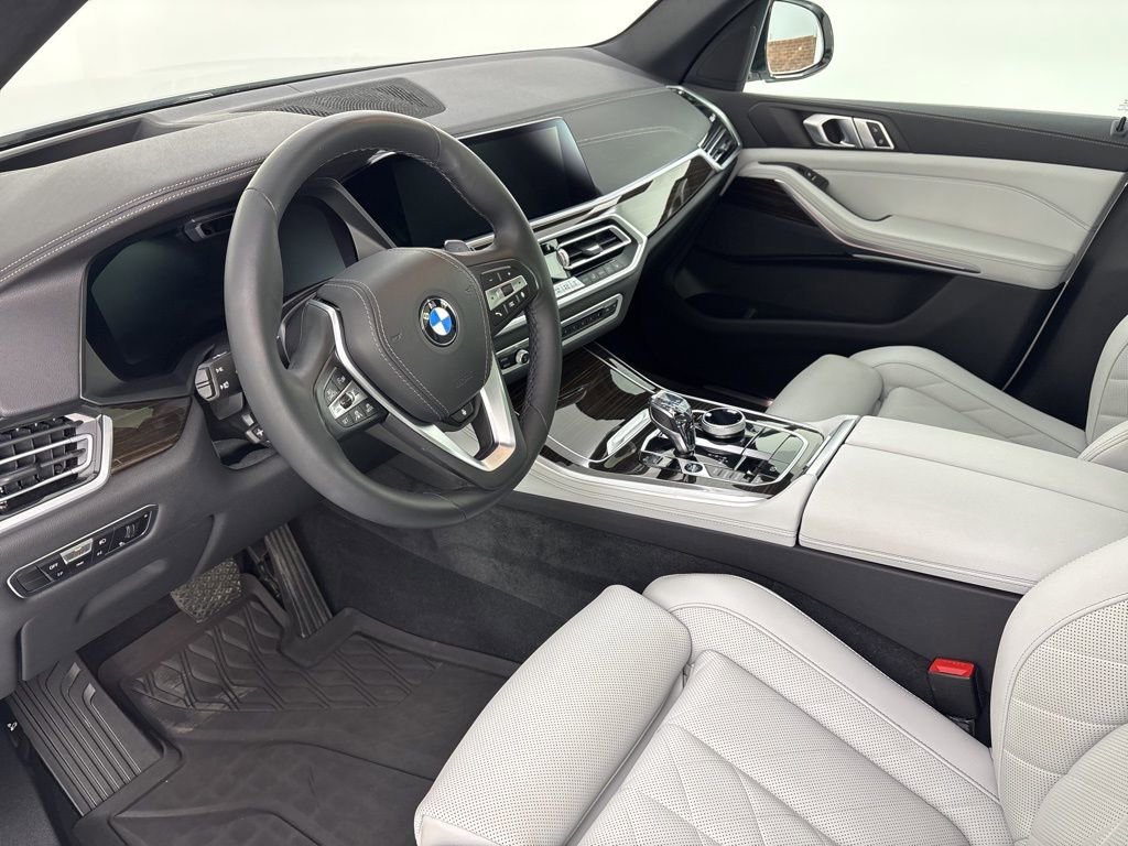 Certified 2023 BMW X5 xDrive40i w/ Executive Package image 11