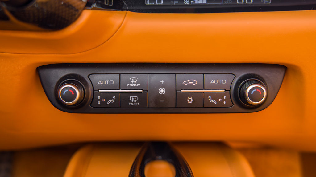 Used 2022 Ferrari 812 GTS RWD image 27