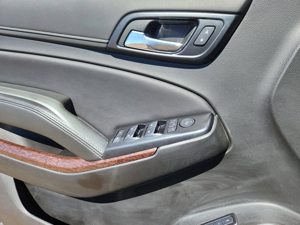 Used 2019 GMC Yukon XL SLT AWD/4WD image 7