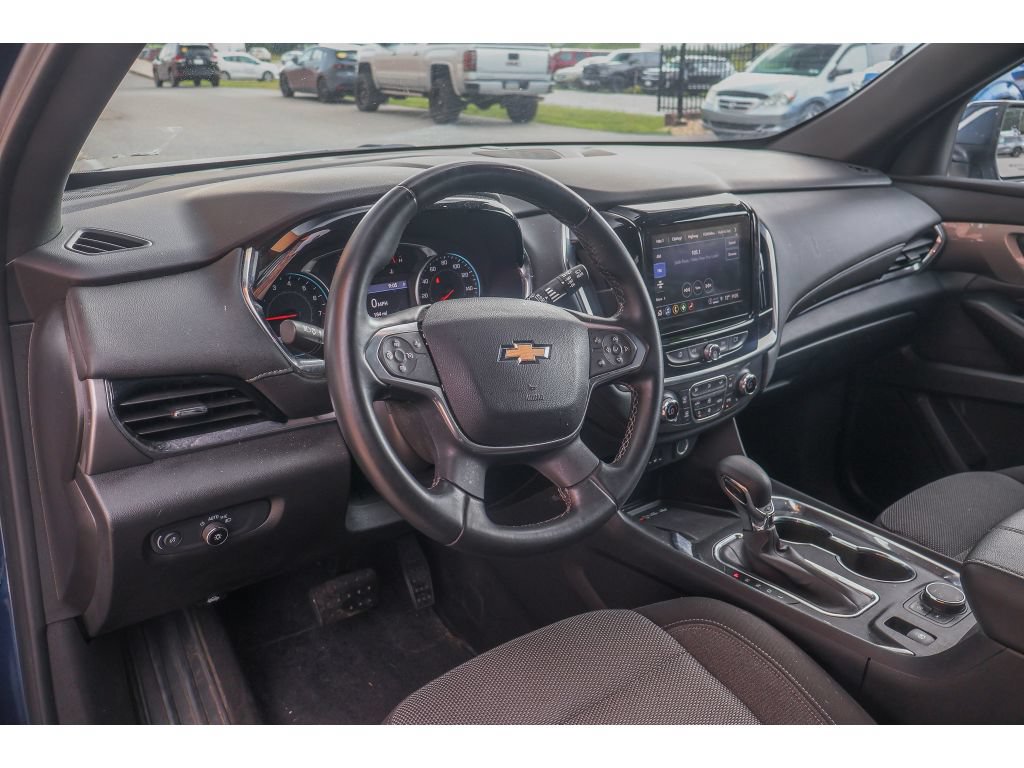 Used 2023 Chevrolet Traverse LT AWD/4WD image 13