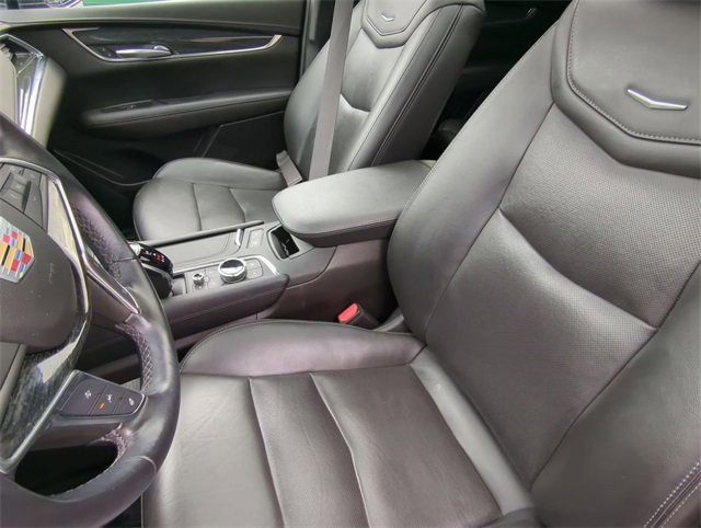 Certified 2022 Cadillac XT5 Premium Luxury w/ Technology Package image 19
