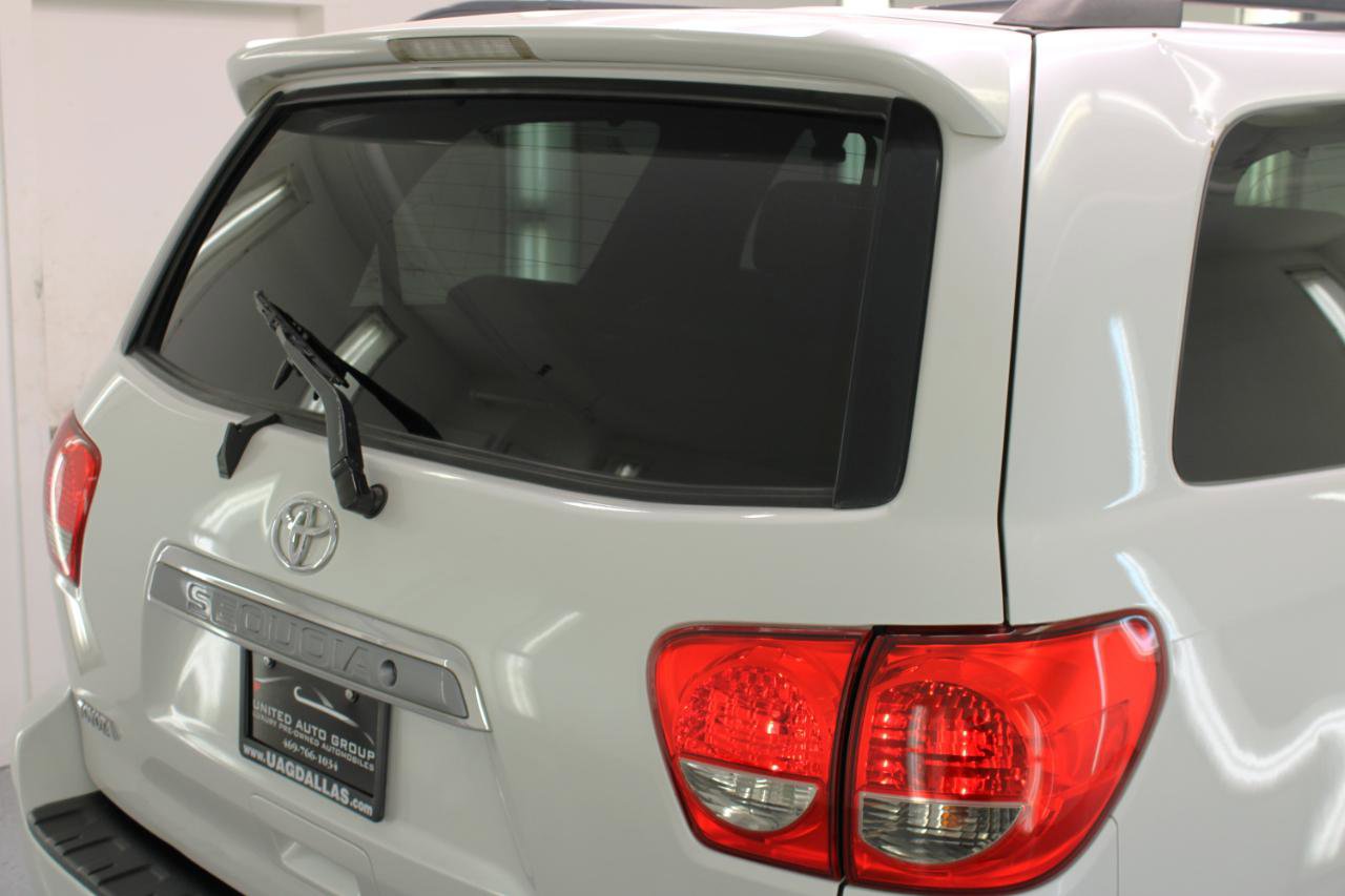 Used 2008 Toyota Sequoia Platinum image 19