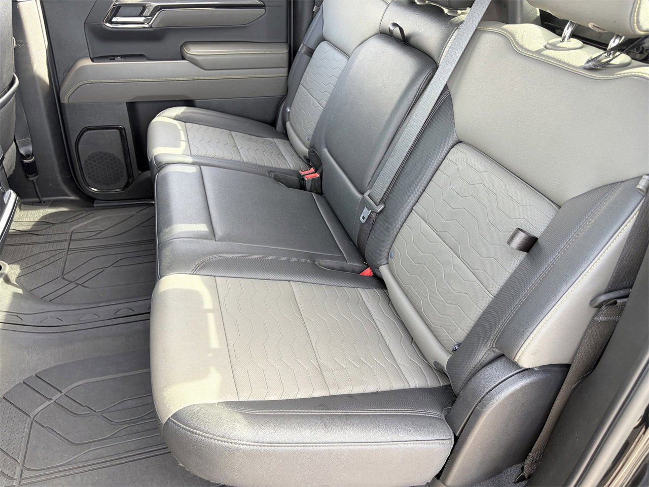 Used 2023 Chevrolet Silverado 1500 ZR2 w/ Technology Package image 16