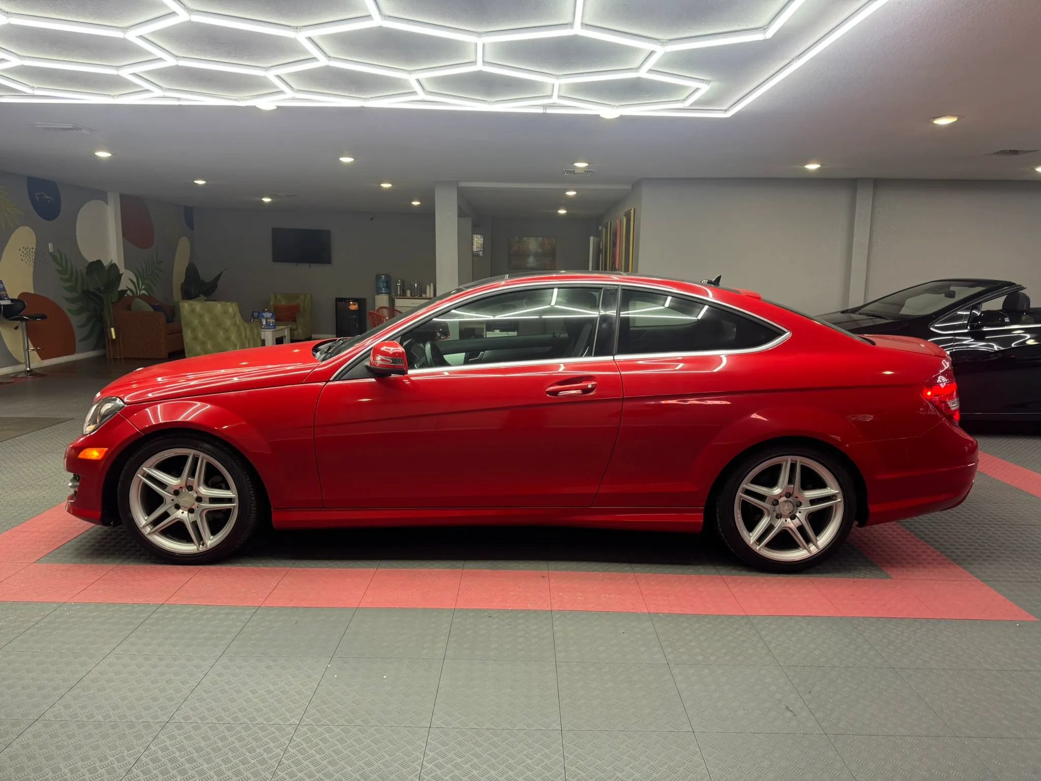 Used 2015 Mercedes-Benz C 250 Coupe image 4