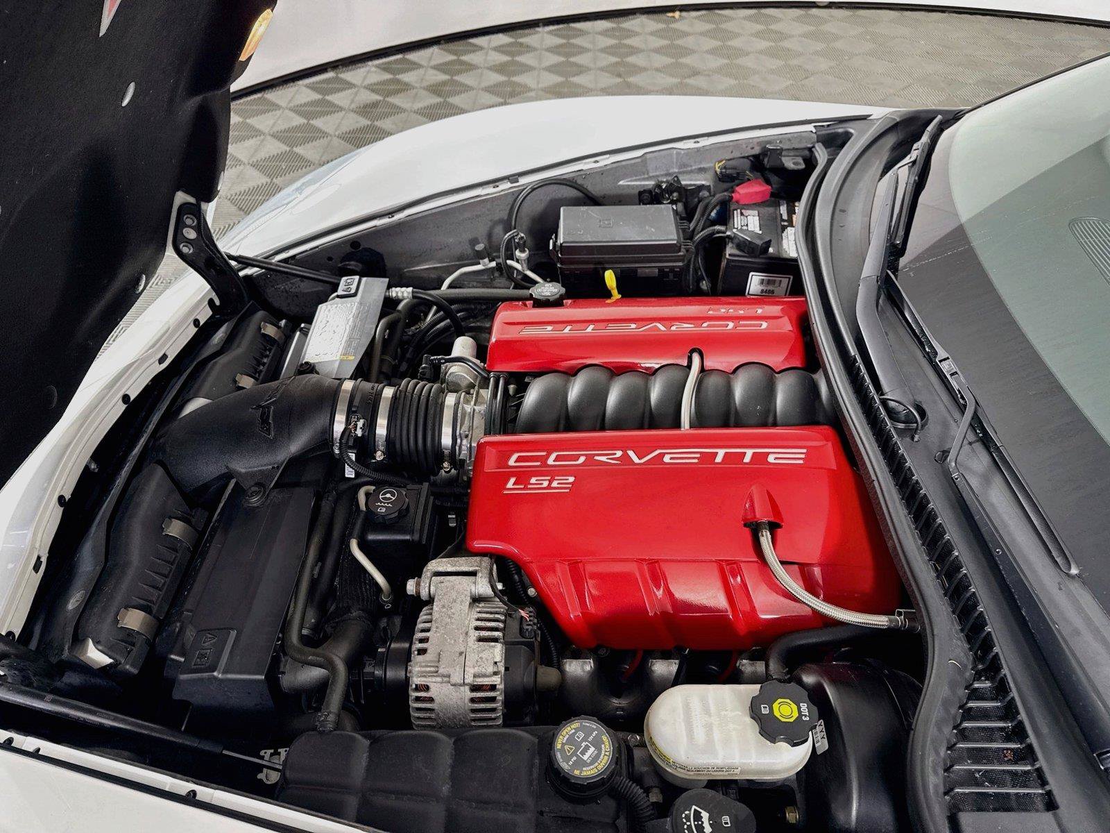 Used 2005 Chevrolet Corvette Coupe RWD image 17