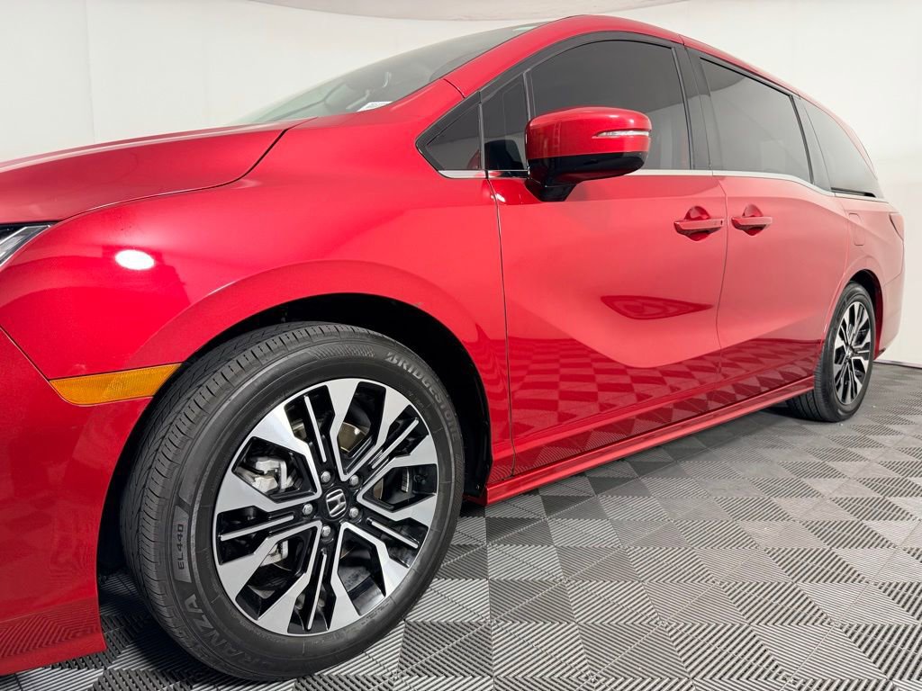 Used 2025 Honda Odyssey Elite image 10