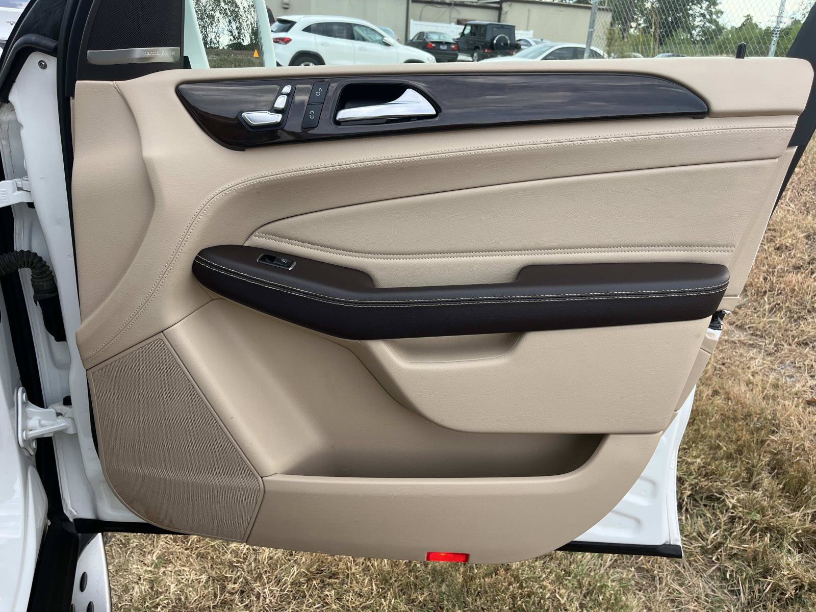 Used 2018 Mercedes-Benz GLE 350 4MATIC image 23