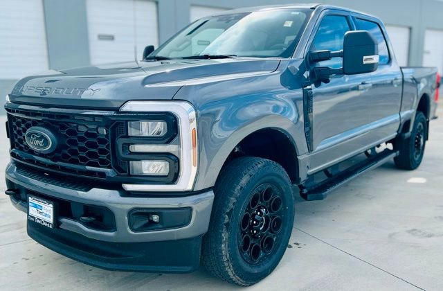 New 2026 Ford F350 XLT w/ XLT Premium Package image 3