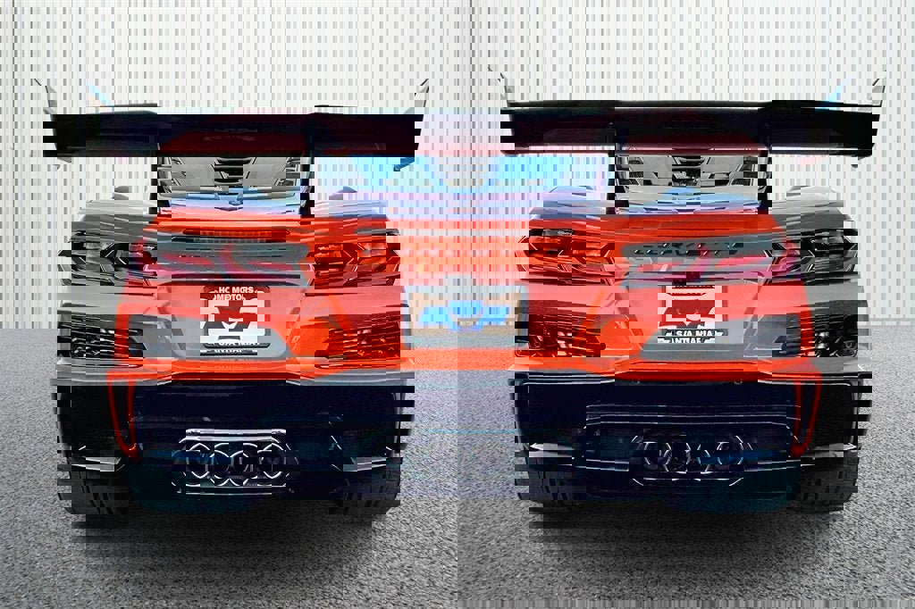 New 2026 Chevrolet Corvette ZR1 w/ ZR1 Carbon Fiber Aero Package image 7