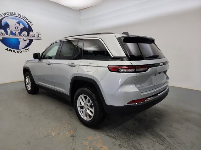 New 2025 Jeep Grand Cherokee Laredo X w/ Luxury Tech Group I image 6