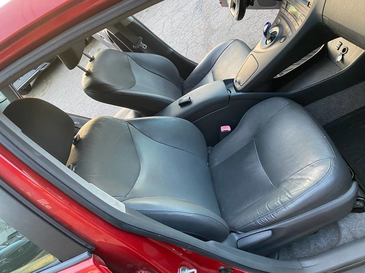 Used 2010 Toyota Prius One FWD image 18