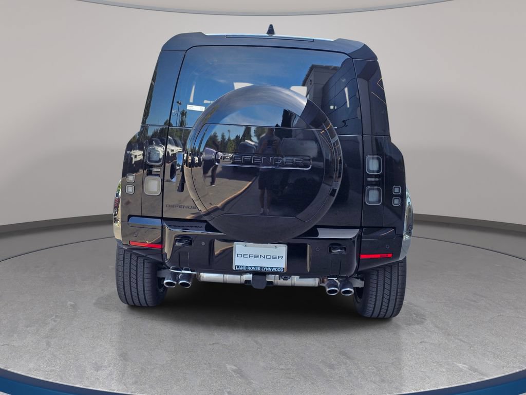 New 2026 Land Rover Defender 90 V8 AWD/4WD image 6