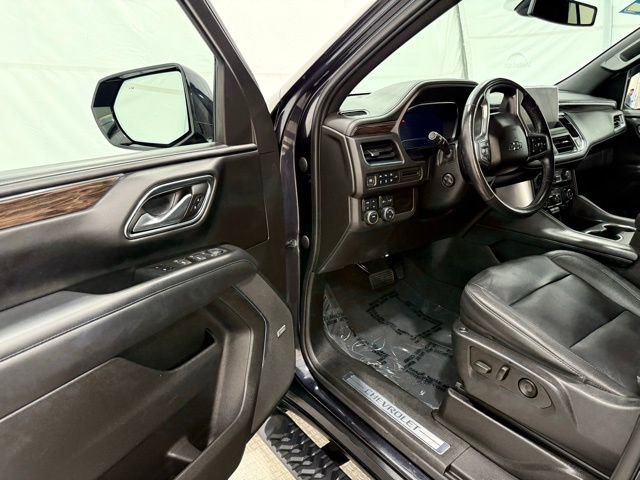 Used 2022 Chevrolet Tahoe Z71 w/ Luxury Package image 33