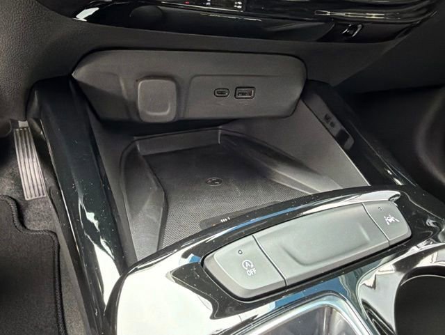 New 2026 Chevrolet Trax RS w/ Sunroof Package FWD image 20