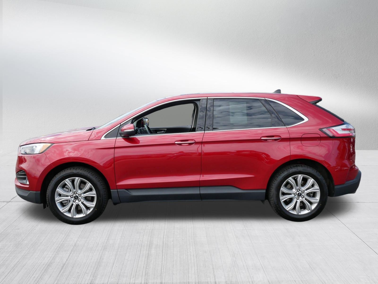 Used 2023 Ford Edge Titanium w/ Class II Trailer Tow Package AWD/4WD image 4