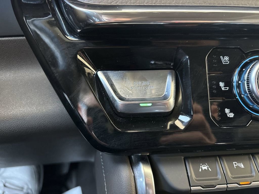 Certified 2024 GMC Sierra 1500 Denali w/ Technology Package AWD/4WD image 17