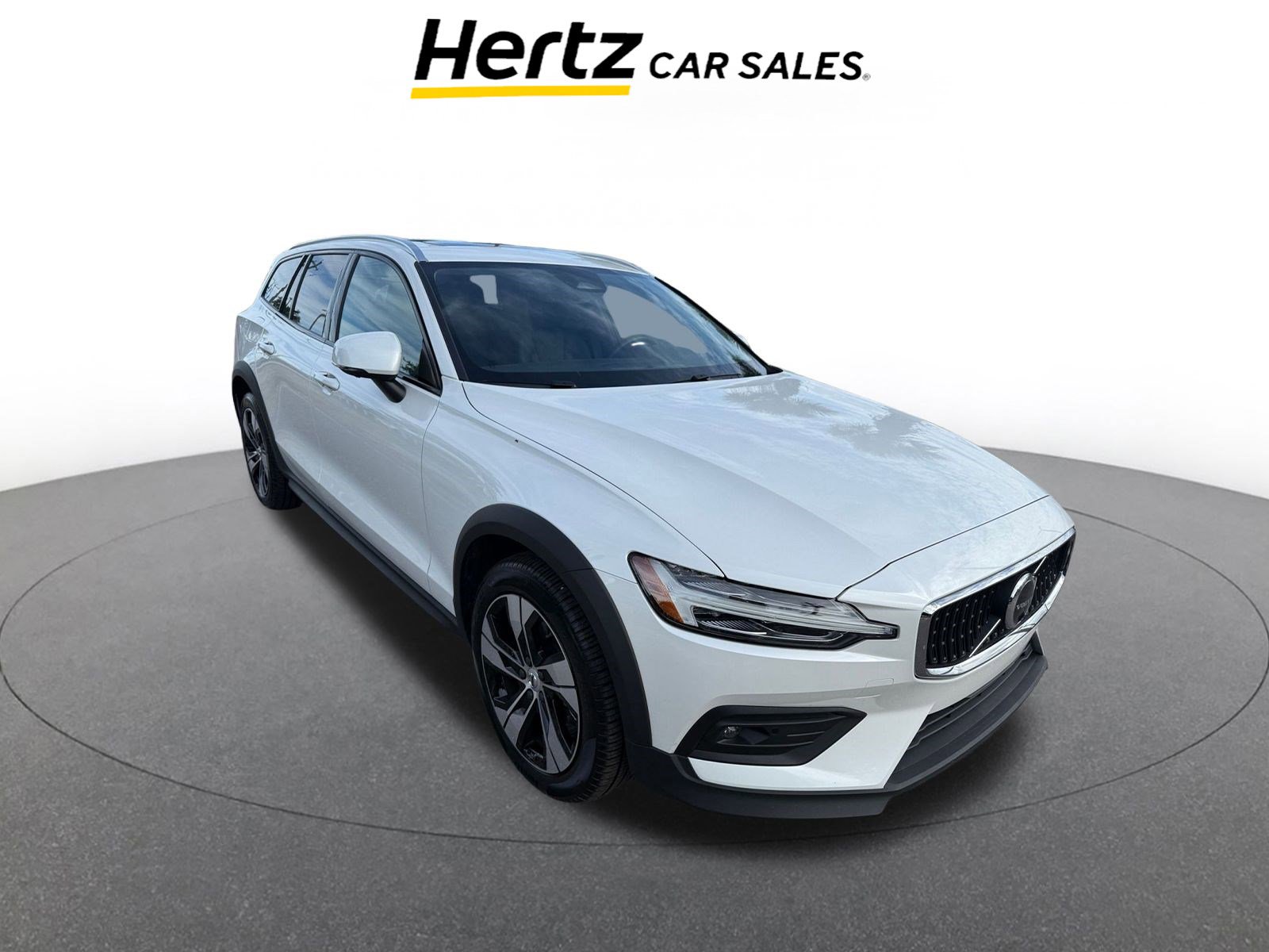 Used 2025 Volvo V60 B5 Cross Country Plus