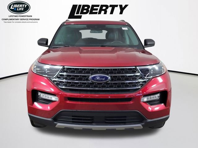 Used 2023 Ford Explorer XLT w/ Equipment Group 202A image 8