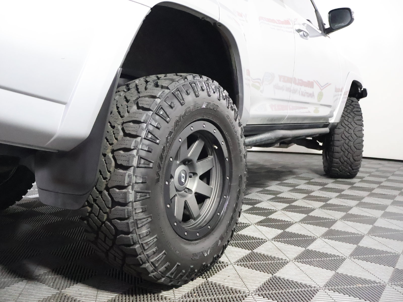 Used 2014 Toyota 4Runner Trail Premium AWD/4WD image 11