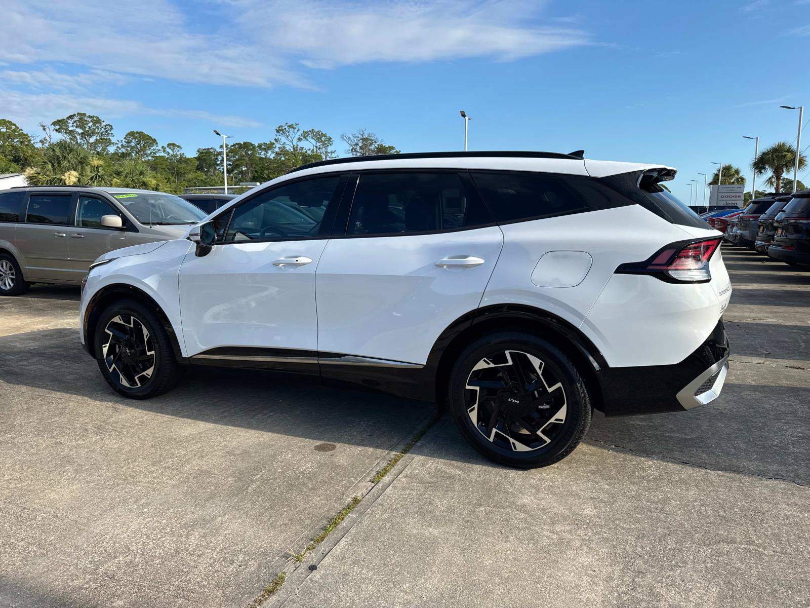 Used 2023 Kia Sportage SX FWD image 5