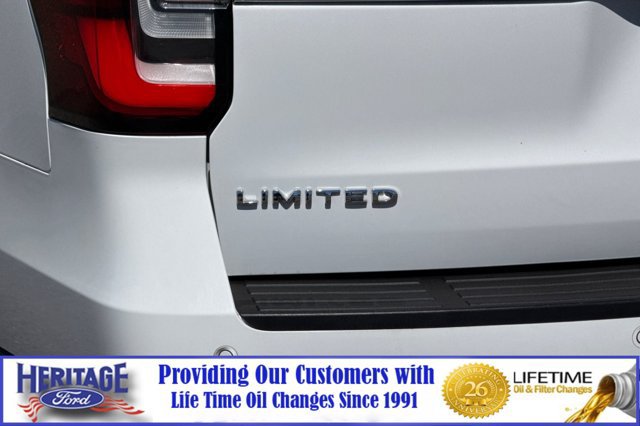 Used 2023 Ford Expedition Limited AWD/4WD image 29