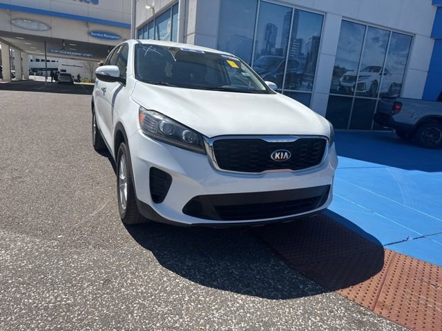 Used 2020 Kia Sorento LX image 3