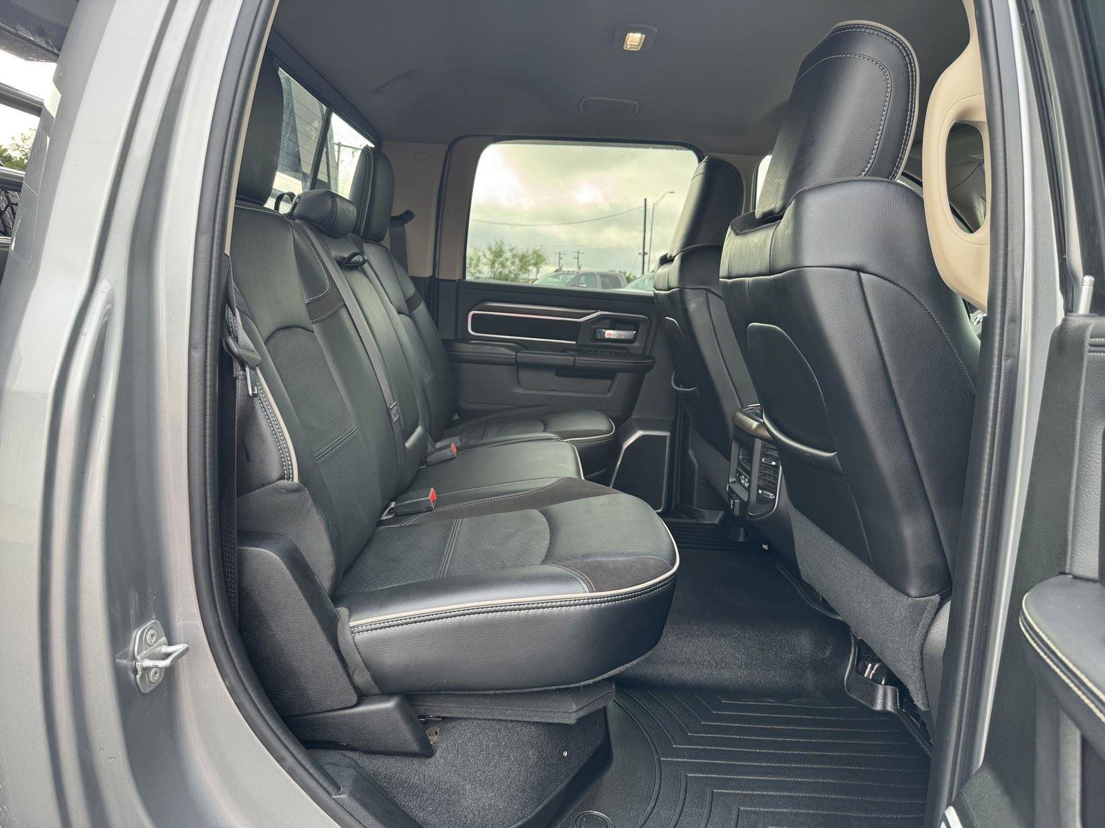 Used 2022 RAM 3500 Laramie AWD/4WD image 38