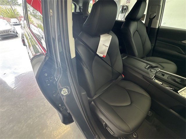 New 2026 Toyota Grand Highlander XLE image 27