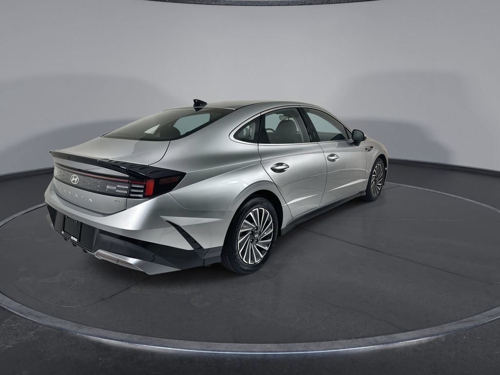 Certified 2025 Hyundai Sonata SEL FWD image 8