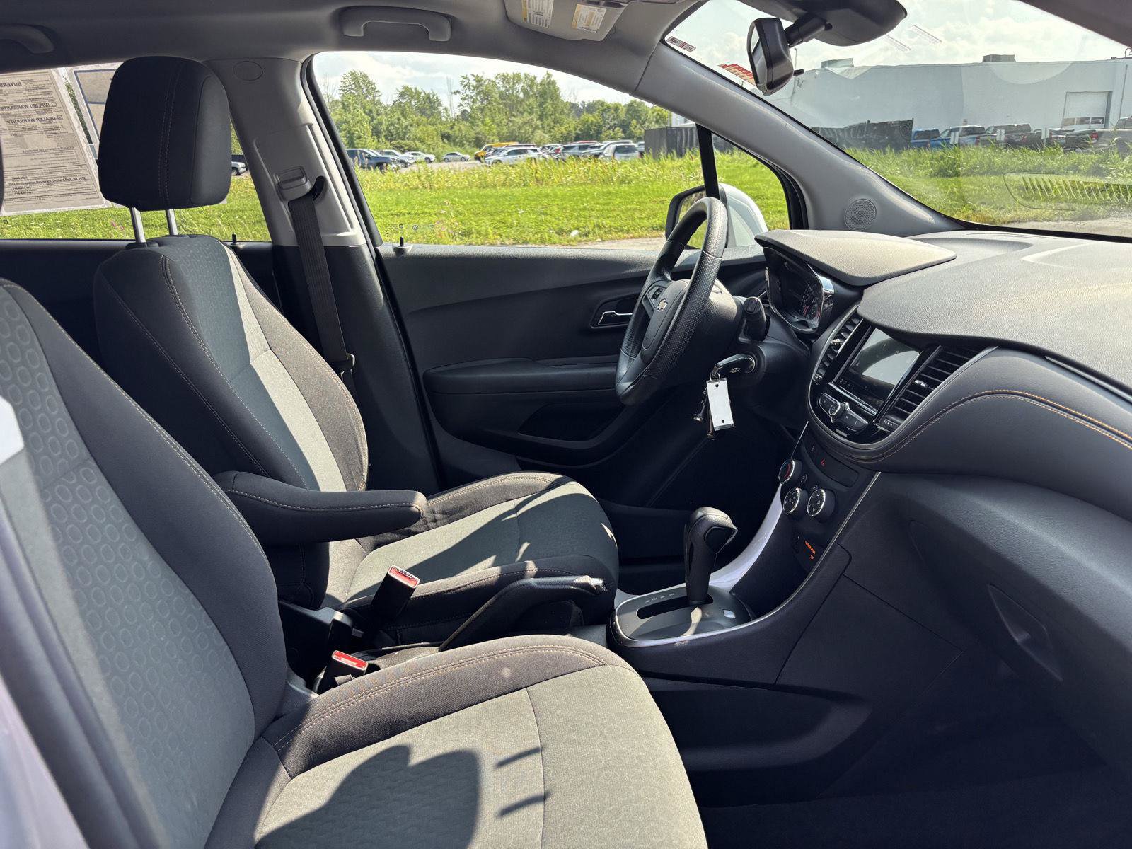 Used 2019 Chevrolet Trax LS w/ Tint and Cruise Package FWD image 31